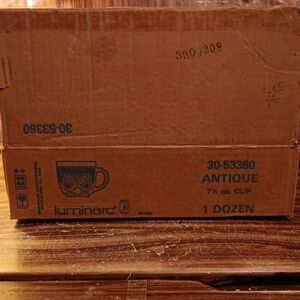 Luminarc 7.5oz antique cups 12 in original box